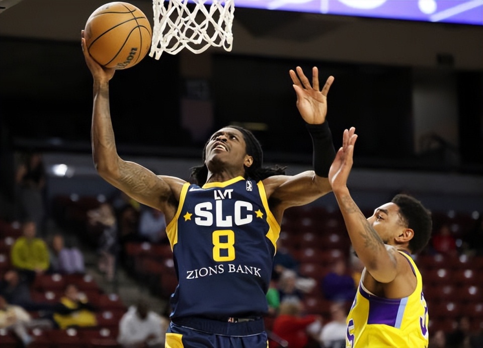 afXCG, 他的表现也 afXCG, 他的表现也