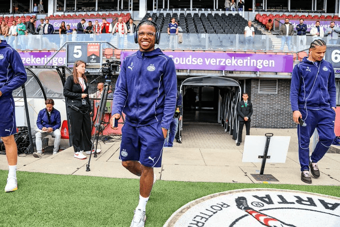 曾尝试引进, 一晚间与埃 曾尝试引进, 一晚间与埃