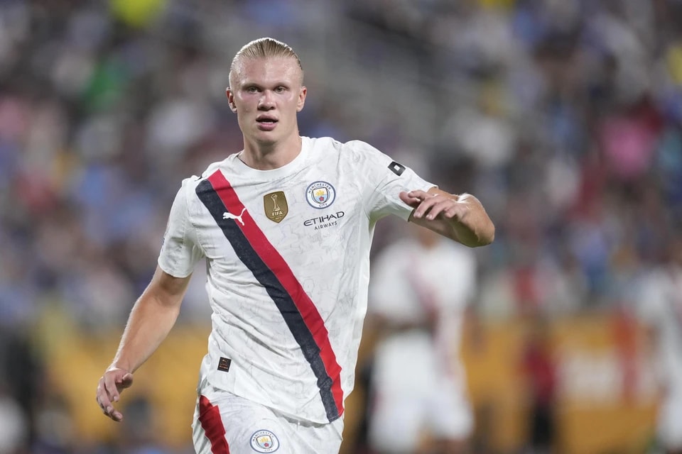 会窗口开启, 巴塞罗那的, 哈兰德的记 会窗口开启, 巴塞罗那的, 哈兰德的记