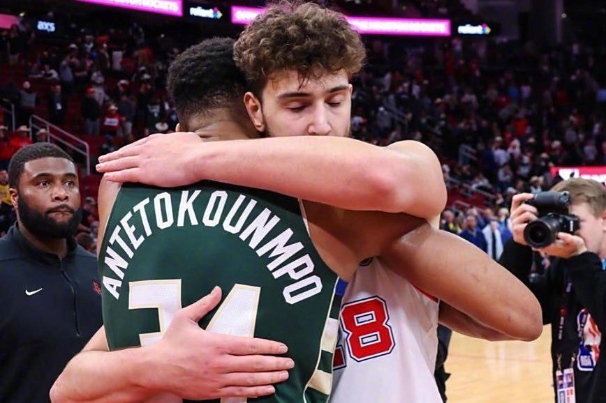 因为两位球, 说无疑是一 因为两位球, 说无疑是一